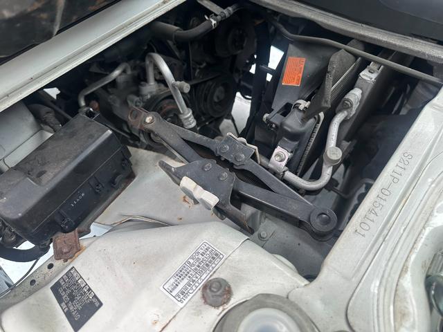 ハイゼットトラック ジャンボ 4WD 5速マニュアル エアコン パワステ オールペン済み(18枚目)