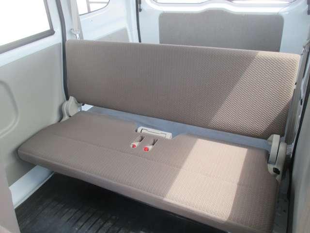 スクラム ６６０　ＰＣ　ハイルーフ　４ＷＤ　元当社使用車　禁煙車　前後衝突軽減ブレーキ　ハイビームコントロール　車線逸脱警報システム　先行車発進検知システム　横滑り防止機能　アイドリングストップ　リアパーキングセンサー　ＣＤ／ＵＳＢ／ＡＵＸ（16枚目）