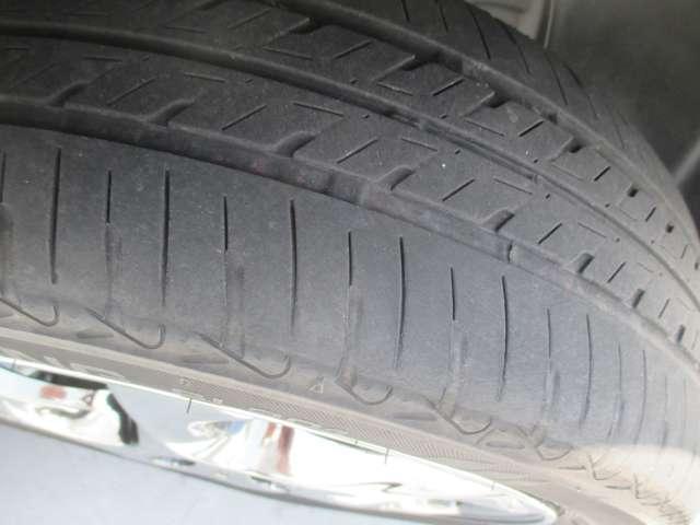 Ｎ－ＯＮＥ ６６０　プレミアム　ツアラー　４ＷＤ　冬タイヤセット車内積載　禁煙車　エンジンスターター　前後２カメラドラレコ　ディスプレイオーディオ　ＣＤ／ＤＶＤ／ＵＳＢオーディオ　バックカメラ　運転席＆助手席シートヒーター　パドルシフト（20枚目）