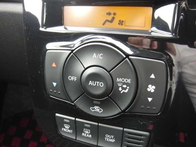 アルトターボＲＳ ６６０　ターボＲＳ　オートギヤシフト　禁煙車　社外１カメラドライブレコーダー　社外ツィーター　インダッシュメモリーナビ　バックカメラ　ＥＴＣ　運転席シートヒーター　アイドリングストップ機能　横滑り防止機能　フロントフォグランプ（9枚目）