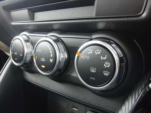 MAZDA2 1.5 15BD 4WD 冬タイヤセット車内積載 8インチモニター 禁煙車 カープレイ対応 スポーツモード ハイビームコントロール LEDヘッドランプ ナビSD バックカメラ ETC スマートシティブレーキサポート(8枚目)