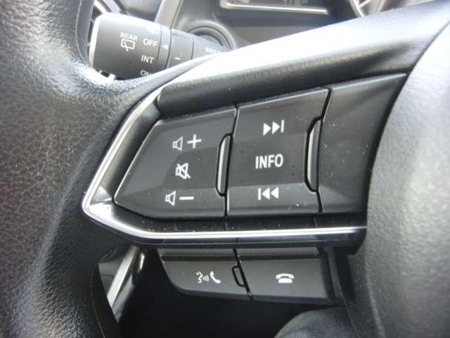 MAZDA2 1.5 15BD 4WD 冬タイヤセット車内積載 8インチモニター 禁煙車 カープレイ対応 スポーツモード ハイビームコントロール LEDヘッドランプ ナビSD バックカメラ ETC スマートシティブレーキサポート(11枚目)