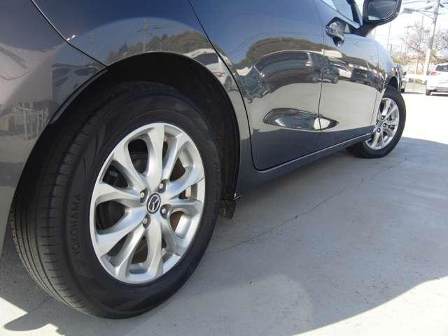 デミオ 1.5 XD ディーゼルターボ ワンオーナー 禁煙 社外1カメラドラレコ ナビSD CD/DVD/フルセグTV/USB/BLUETOOTH バックカメラ 光軸調整機能付きハロゲンランプ フロントフォグランプ 衝突軽減ブレーキ(19枚目)