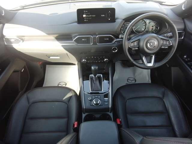 使用による小傷や擦れなどはご了承下さい。でも、タバコの嫌な臭いも無いです！