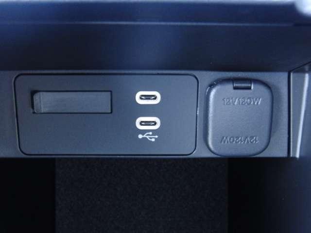 カープレイ対応・フルセグＴＶ・ＵＳＢ・Ｂｌｕｅｔｏｏｈオーディオ！