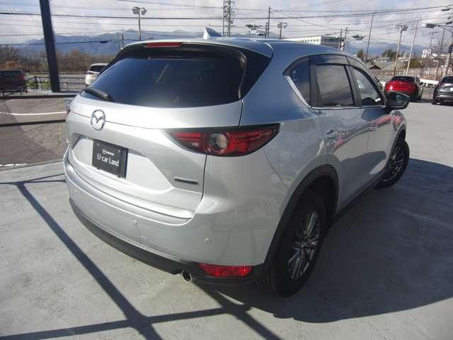 CX-5 2.2 XD スマート エディション ディーゼルターボ 4W ワンオーナー 禁煙車 8インチモニター カープレイ対応 純正2カメラタイプドライブレコーダー ナビSD 360度カメラ ETC オフロードトラクションアシスト ドライバーアテンションアラート(2枚目)