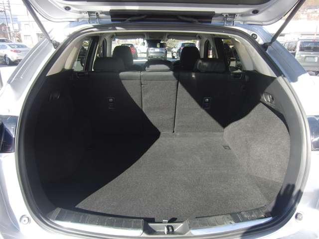 CX-5 2.2 XD スマート エディション ディーゼルターボ 4W ワンオーナー 禁煙車 8インチモニター カープレイ対応 純正2カメラタイプドライブレコーダー ナビSD 360度カメラ ETC オフロードトラクションアシスト ドライバーアテンションアラート(18枚目)