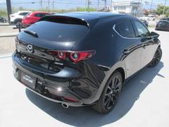 令和３年式・マツダ・ＭＡＺＤＡ３ファストバック・１５Ｓブラックトーンエディション・４ＷＤ！ 2