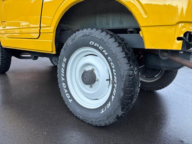 ジムニー XLリミテッド ツートン全塗装 リフトアップ 社外グリル 社外前後バンパー ウッドステアリング F6Aエンジン(11枚目)