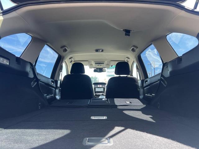 レヴォーグ １．６ＧＴアイサイト　Ｖスポーツ　４ＷＤ　アイサイトツーリングアシスト／直噴ＤＩＴ　ナビ　バックカメラ　ＥＴＣ　Ｂｌｕｅｔｏｏｔｈ　アクティブレーンキープ　プリクラッシュステアリングアシスト　アイサイトツーリングアシスト（10枚目）