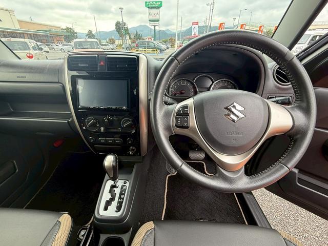 ジムニー ランドベンチャー　４ＷＤ　ターボ　フォグ　社外クラリオンＳＤナビ／フルセグＴＶ　Ｂｌｕｅｔｏｏｔｈ　シートヒーター　フォグライト　キーレス　エアバッグ　ＡＢＳ　パワステ　エアコン　純正アルミ　電動格納ミラー（12枚目）