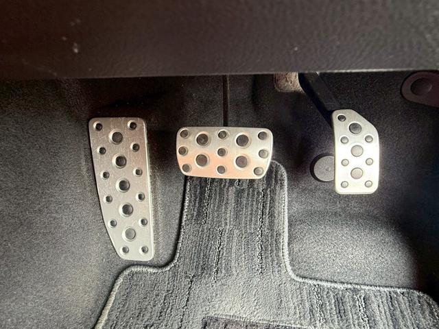 インプレッサスポーツ ２．０ｉ－Ｓアイサイト　４ＷＤ　純正ナビ／ＴＶ／バックカメラ　パドルシフト　アダプティブクルーズコントロール　ステアリングレスポンシブヘッドライト　ブラインドスポットモニター　電動シート　レーンキープアシスト　誤発進防止（36枚目）