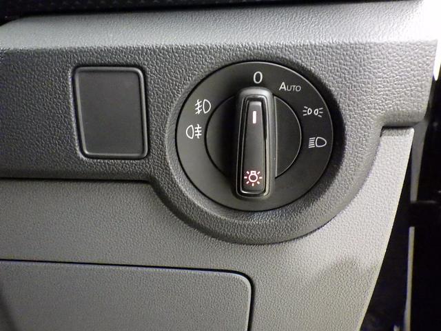 Ｔ－クロス ＴＳＩ　アクティブ　認定中古車　メモリーナビ　アルミホイール　スマートキー　ＥＴＣ　盗難防止システム　記録簿　サイドエアバッグ　横滑り防止装置　オートクルーズコントロール（10枚目）