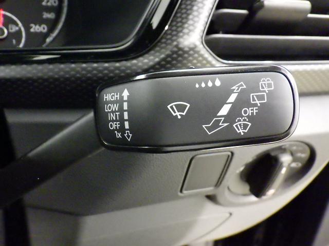 Ｔ－クロス ＴＳＩ　アクティブ　認定中古車　メモリーナビ　アルミホイール　スマートキー　ＥＴＣ　盗難防止システム　記録簿　サイドエアバッグ　横滑り防止装置　オートクルーズコントロール（11枚目）