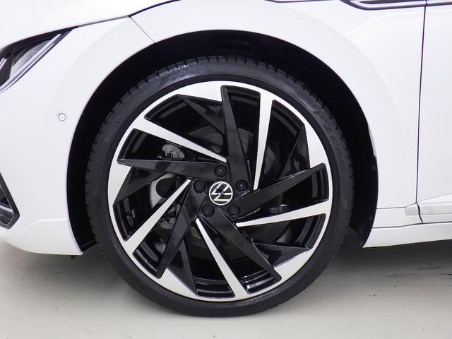 アルテオン シューティングブレーク TSI 4モーション Rラインアドバンス(4枚目)