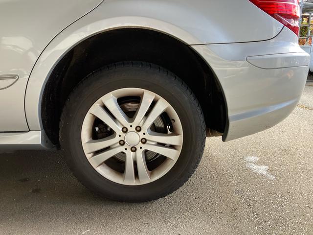 Rクラス R350 4マチック 4WD 純正スタッドレスタイヤ付き 正規輸入車 右ハンドル ETC 前後クリアランスソナー(11枚目)