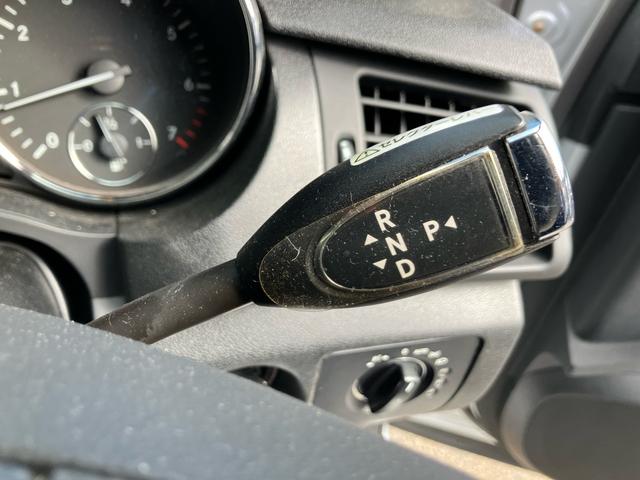 Rクラス R350 4マチック 4WD 純正スタッドレスタイヤ付き 正規輸入車 右ハンドル ETC 前後クリアランスソナー(35枚目)