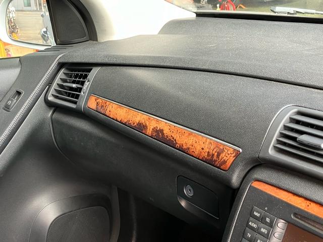 Rクラス R350 4マチック 4WD 純正スタッドレスタイヤ付き 正規輸入車 右ハンドル ETC 前後クリアランスソナー(42枚目)