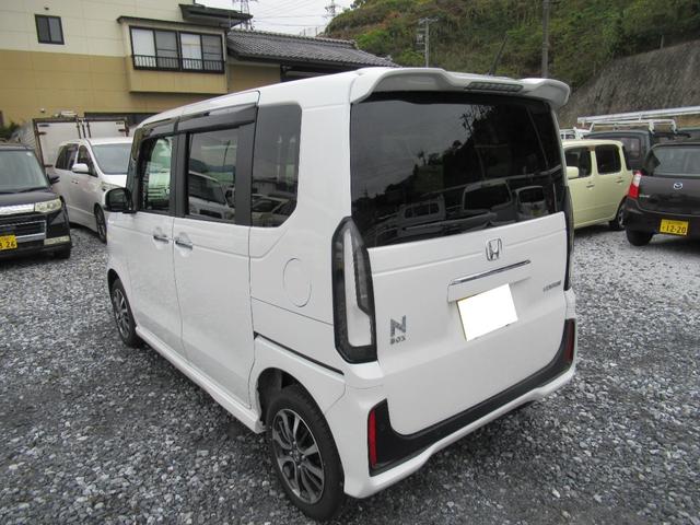 N-BOXカスタム ベースグレード 4WD ホンダセンシング 純正8インチフルセグナビ バックカメラ 左側パワースライドドア 純正アルミホイール LEDヘッドライト スマートキー(7枚目)