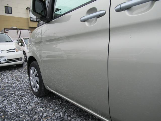 タント Ｘ　４ＷＤ　ＣＶＴ　新品タイヤ　左側パワースライドドア　スマートキー　純正オーディオ（10枚目）