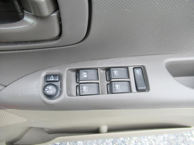 タント Ｘ　４ＷＤ　ＣＶＴ　新品タイヤ　左側パワースライドドア　スマートキー　純正オーディオ（30枚目）