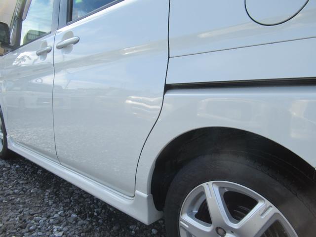 タント Ｇ　４ＷＤ　ＣＶＴ　左側パワースライドドア　新品タイヤ　　　　スマートキー　フルセグナビ　Ｂｌｕｅｔｏｏｔｈオーディオ　フォグランプ（9枚目）