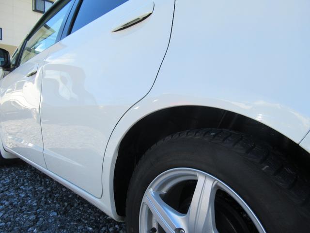 フィットハイブリッド ベースグレード　純正ナビ　ＥＴＣ　クルーズコントロール　社外アルミホイール（9枚目）