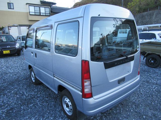 サンバーバン ＶＢ　４ＷＤ　オートマ　タイミングベルト交換　新品タイヤ　エアコン　パワステ（7枚目）