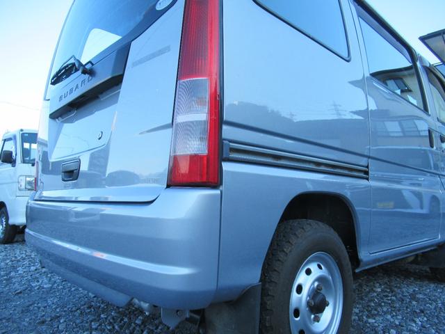 サンバーバン ＶＢ　４ＷＤ　オートマ　タイミングベルト交換　新品タイヤ　エアコン　パワステ（14枚目）