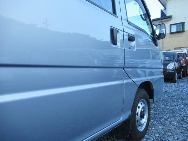 サンバーバン ＶＢ　４ＷＤ　オートマ　タイミングベルト交換　新品タイヤ　エアコン　パワステ（16枚目）