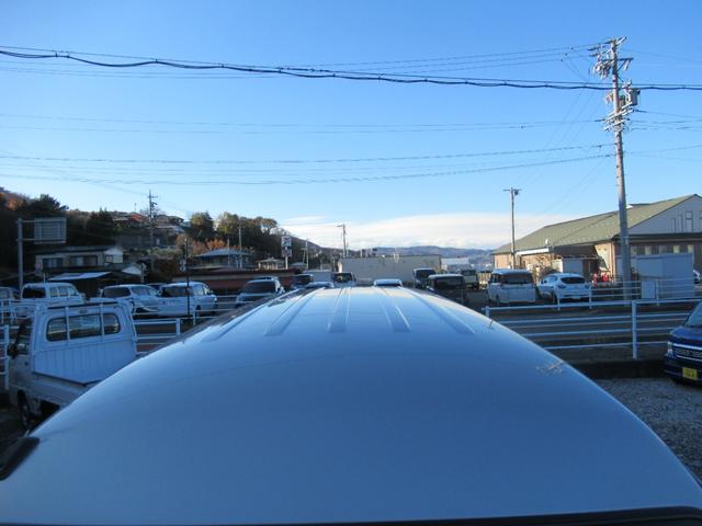 サンバーバン ＶＢ　４ＷＤ　オートマ　タイミングベルト交換　新品タイヤ　エアコン　パワステ（22枚目）