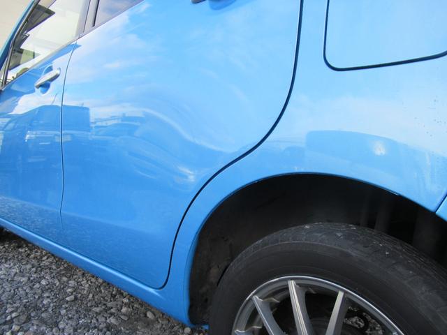 ステラ L 2トーンルーフ アイドリングストップ 社外アルミホイール 純正オーディオ キーレス CVT(9枚目)