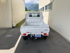 ４ＷＤ　５ＭＴ　ラジオ付きのお車になります 4