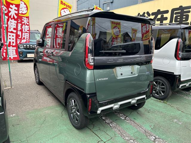 デリカミニ Ｔ　プレミアム　４ＷＤ　届出済未使用車　両側電動スライド　クリアランスソナー　オートクルーズ　衝突被害軽減システム　ＬＥＤヘッドランプ　スマートキー　アイドリングストップ　電動格納ミラー　シートヒーター　ベンチシート（14枚目）