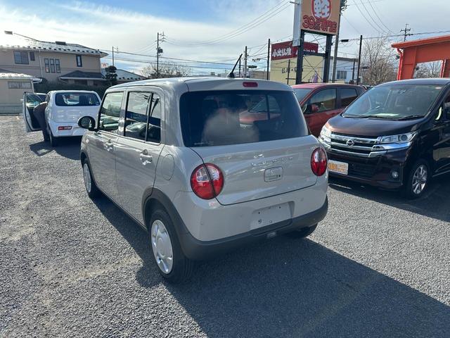 アルトラパン Ｇ　シートヒータ　イモビライザー　スマートキープッシュスタート　ソナー　オートハイビーム　横滑防止　Ｗエアバック　フルフラット　パワーウィンド　フリーキー　アイドリングＳＴＯＰ　ベンチシート　エアバック（14枚目）