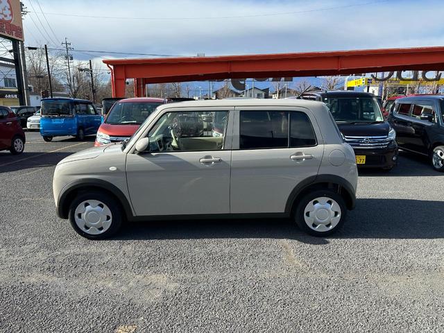 アルトラパン Ｇ　シートヒータ　イモビライザー　スマートキープッシュスタート　ソナー　オートハイビーム　横滑防止　Ｗエアバック　フルフラット　パワーウィンド　フリーキー　アイドリングＳＴＯＰ　ベンチシート　エアバック（15枚目）