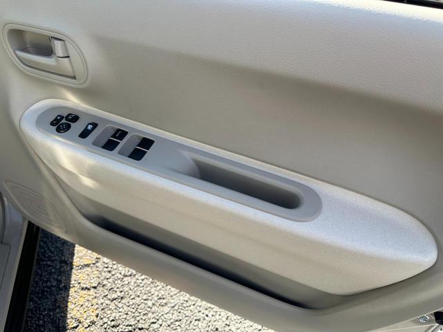 アルトラパン Ｇ　シートヒータ　イモビライザー　スマートキープッシュスタート　ソナー　オートハイビーム　横滑防止　Ｗエアバック　フルフラット　パワーウィンド　フリーキー　アイドリングＳＴＯＰ　ベンチシート　エアバック（36枚目）