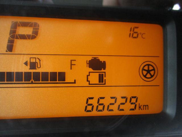 スペーシア ハイブリッドX キーレス・盗難防止システム スマートエントリー シ-トヒ-タ- i-stop フリーキー 安全ボディ イモビライザー サイドエアバック ダブルエアバック VDC AAC 運転席エアバッグ フルフラット(35枚目)