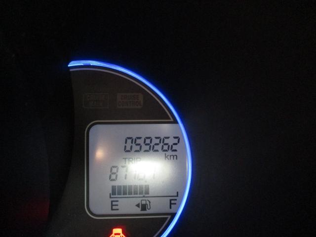 N-BOXカスタム G・ターボAパッケージ キーレス・衝突被害軽減システム オートエアコン イモビライザー キーフリー パワーウィンドウ オートクルーズコントロール ベンチシート サイドエアバック ABS パワーステアリング エアバック(32枚目)