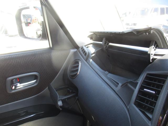 ルークス ハイウェイスター　盗難防止システム　セキュリティアラーム　パワーウインド　サイドＳＲＳ　デュアルエアバッグ　ＡＡＣ　運転席エアバック　パワステ　衝突安全ボディ　ＡＢＳ（22枚目）