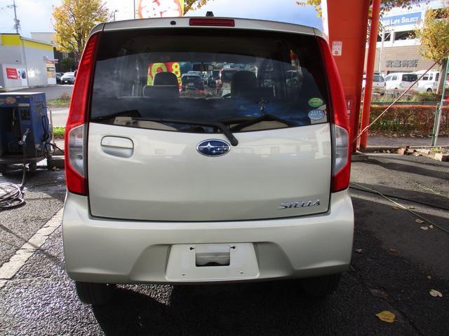 ステラ L スマートアシスト レーダーブレーキサポート フルフラット 横滑り防止機能 キーレスエントリーキー 運転席助手席エアバック エコアイドル 衝突安全ボディ ベンチシート マニュアルエアコン ABS パワーウィンドウ(11枚目)