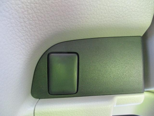 デイズ Ｓ　キーレス付き　安全ボディ　アイドルストップ　Ｗエアーバック　パワーウインド　ベンチシート　ＡＢＳ　エアバック　エアコン　パワステ（22枚目）