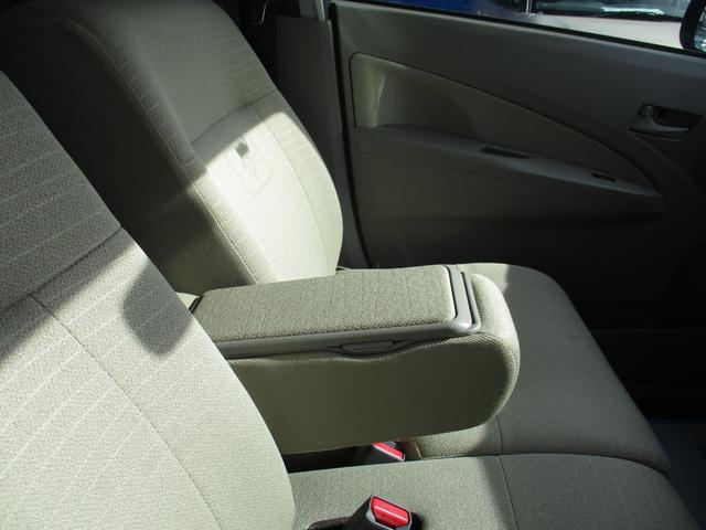 ステラ Lリミテッド スマートアシスト インテリキー ブレーキサポート 横滑り防止機能 盗難防止 キーフリー パワーウィンドウ オートエアコン アイドリングストップ ベンチシート ABS(16枚目)