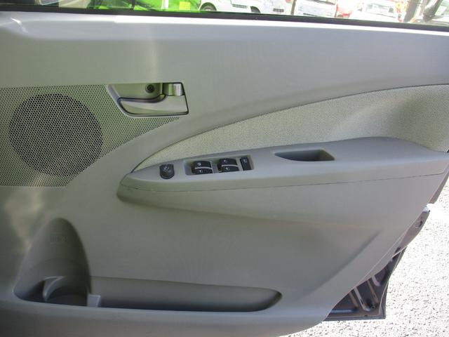 ステラ Lリミテッド スマートアシスト インテリキー ブレーキサポート 横滑り防止機能 盗難防止 キーフリー パワーウィンドウ オートエアコン アイドリングストップ ベンチシート ABS(29枚目)