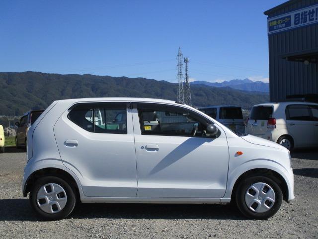 アルト L ワンオーナー車 4WD 純正オーディオ 前席シートヒーター デュアルセンサーブレーキサポート シートヒーター キーレスキー オイル交換済み(4枚目)