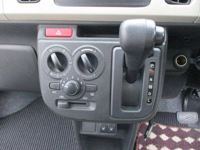 アルト L ワンオーナー車 4WD 純正オーディオ 前席シートヒーター デュアルセンサーブレーキサポート シートヒーター キーレスキー オイル交換済み(30枚目)