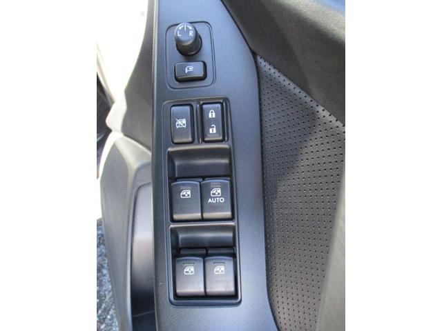 フォレスター 2.0XT アイサイト 4WD ターボ 純正ナビ TV バックカメラ ETC クルーズコントロール 前席電動シート プッシュスタート 前席シートヒーター HIDヘッド フロントフォグ 純正アルミホイール オイル交換済み(24枚目)