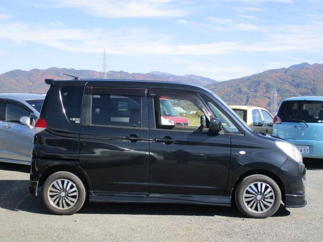 ソリオ Ｘ　４ＷＤ　社外ナビ　ＴＶ　両側スライド片側電動　プッシュスタート　インテリキー　純正アルミホイール　オイル交換済み（4枚目）