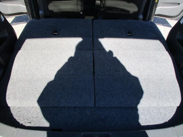 ソリオ Ｘ　４ＷＤ　社外ナビ　ＴＶ　両側スライド片側電動　プッシュスタート　インテリキー　純正アルミホイール　オイル交換済み（20枚目）