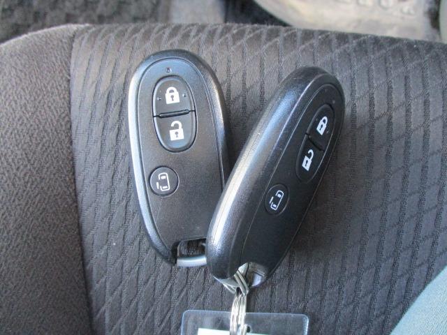 ソリオ Ｘ　４ＷＤ　社外ナビ　ＴＶ　両側スライド片側電動　プッシュスタート　インテリキー　純正アルミホイール　オイル交換済み（38枚目）